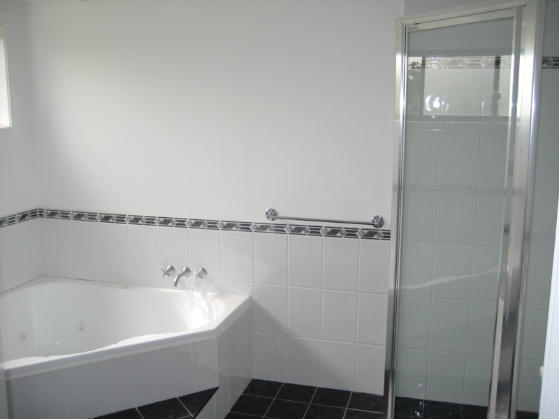 35R Debeaufort Drive, Dubbo NSW 2830