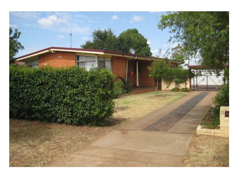 13 Chelmsford Street, Dubbo NSW 2830