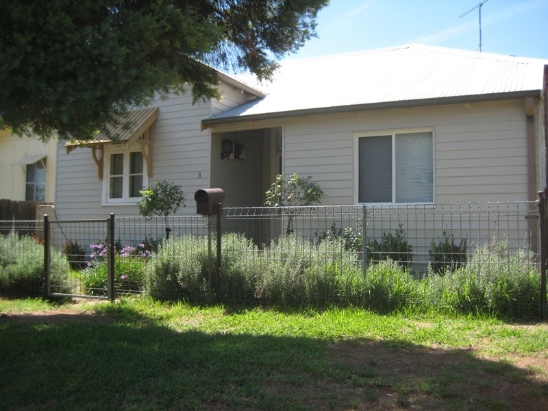 8 Jubilee Street, Dubbo NSW 2830