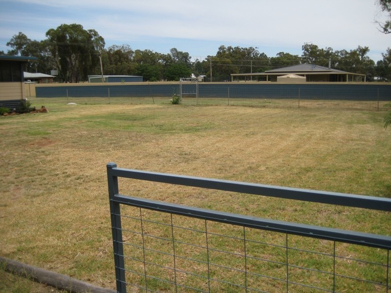 11 Bomen Street, Ballimore NSW 2830