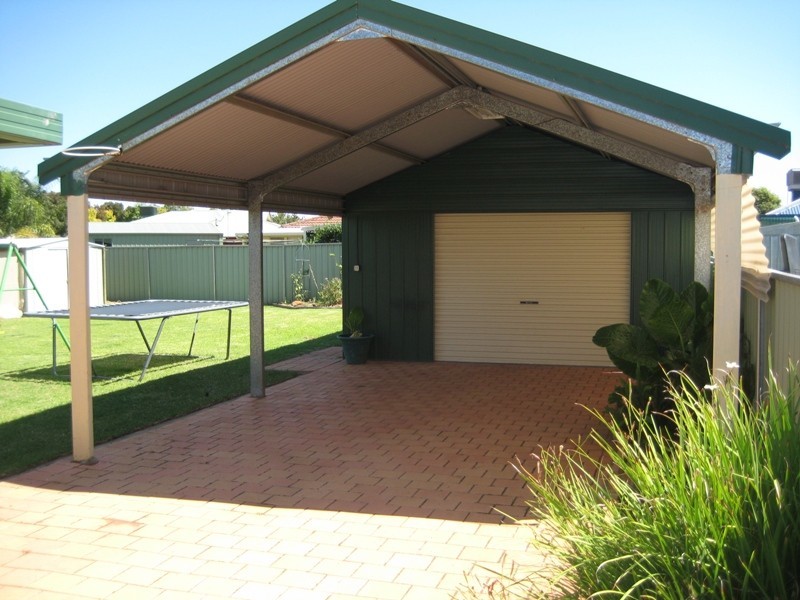 99 Sheraton Road, Dubbo NSW 2830