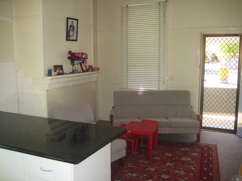 11 Samuels Street, Dubbo NSW 2830