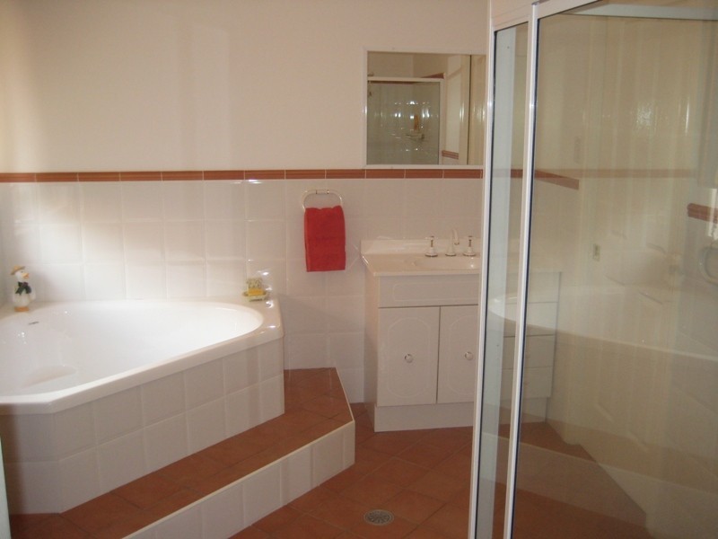 19 Websdale Drive, Dubbo NSW 2830