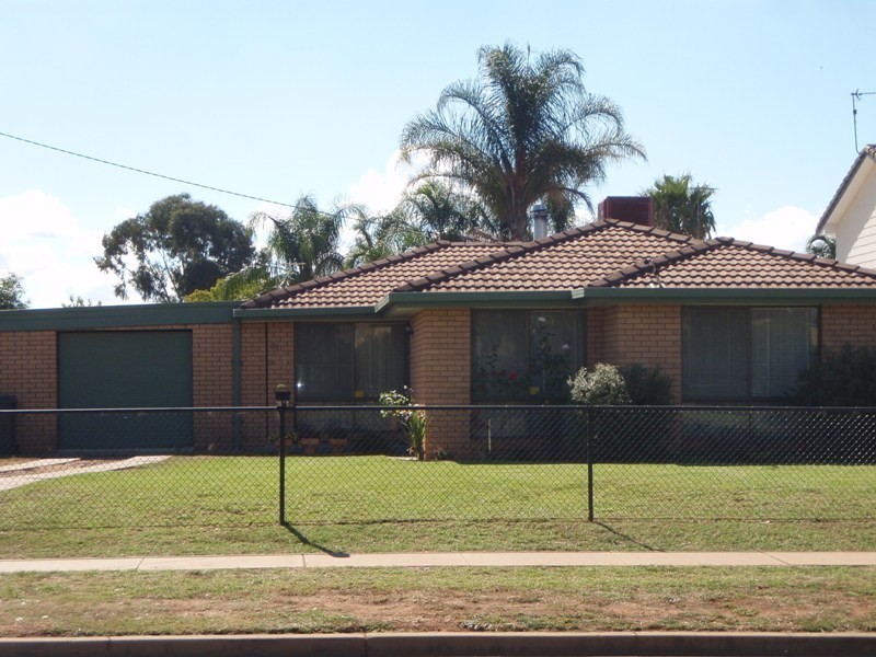 65 Thompson Street, Dubbo NSW 2830