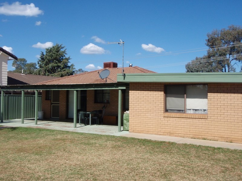 65 Thompson Street, Dubbo NSW 2830