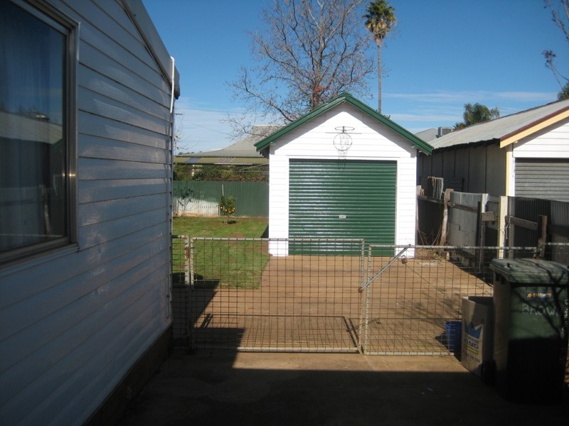 13 MacDonald Street, Dubbo NSW 2830