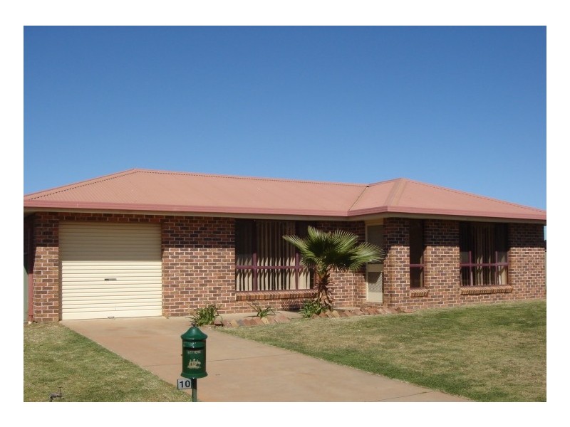 10 Silkwood Close, Dubbo NSW 2830