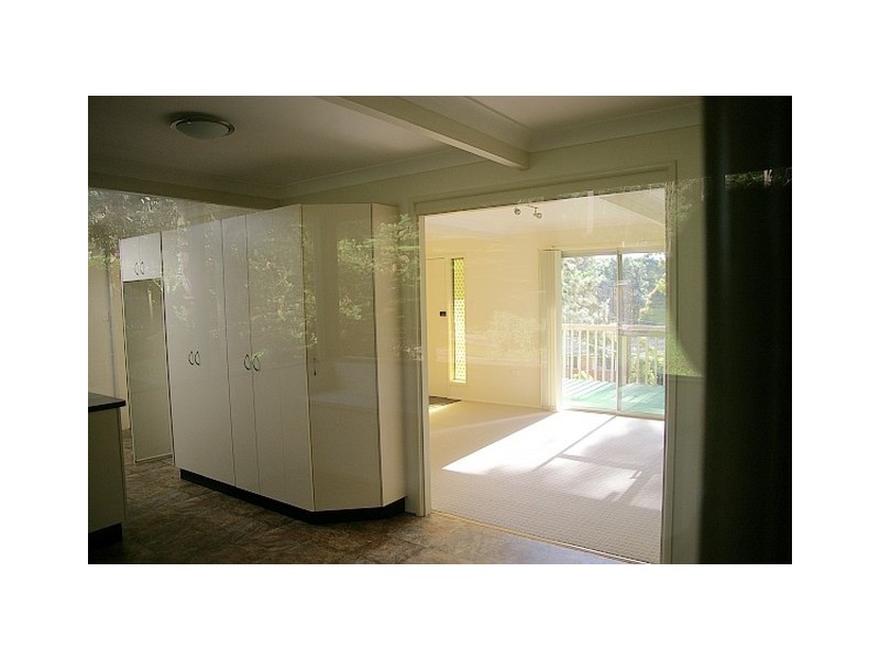 8 Marangani Avenue, North Gosford NSW 2250