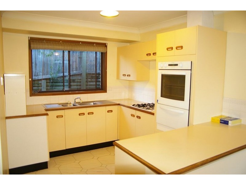 27 Woodport Close, Erina NSW 2250