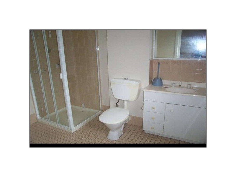 6/86 Faunce Street West, Gosford NSW 2250