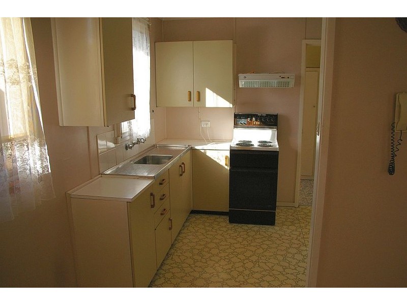 130 Glennie Street, Wyoming NSW 2250