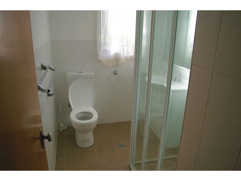 130 Glennie Street, Wyoming NSW 2250