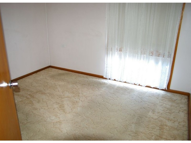 130 Glennie Street, Wyoming NSW 2250