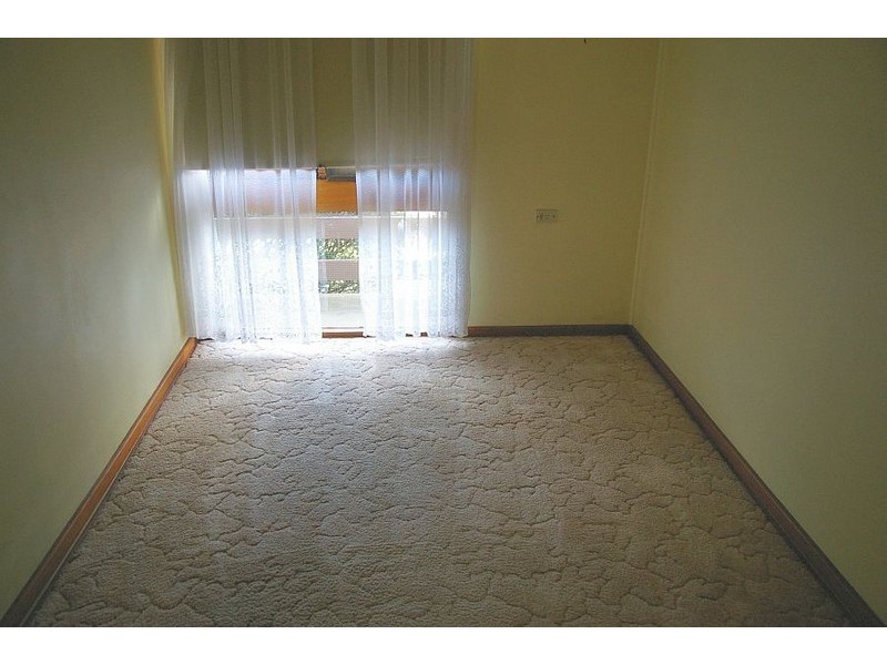 130 Glennie Street, Wyoming NSW 2250