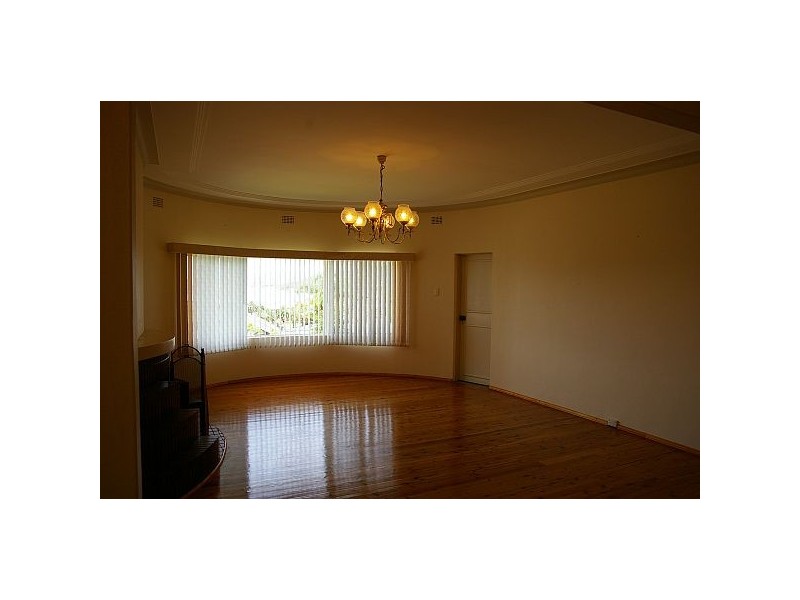 88 Donnison Street West, Gosford NSW 2250