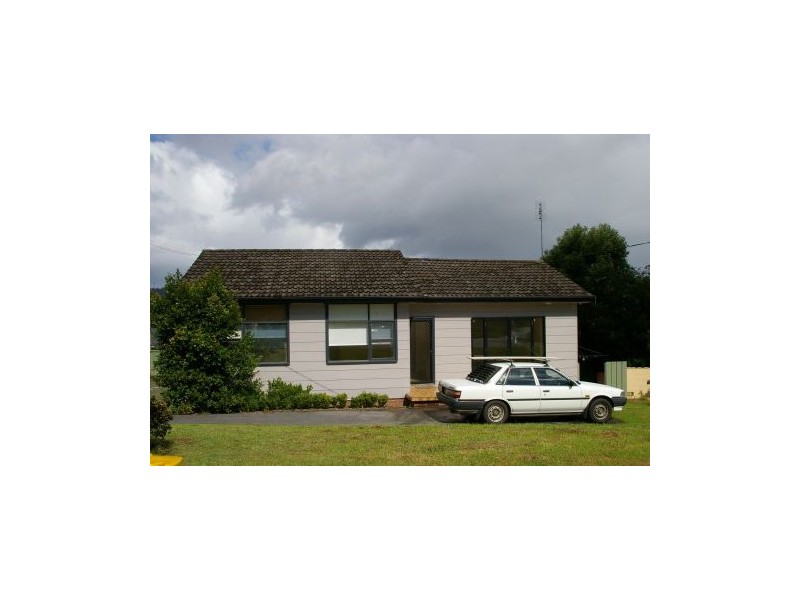 30 Angus Avenue, Wyoming NSW 2250