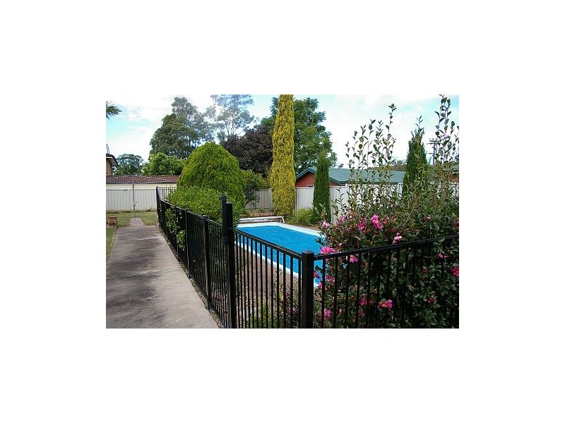 284 Brisbane Water Drive, West Gosford NSW 2250