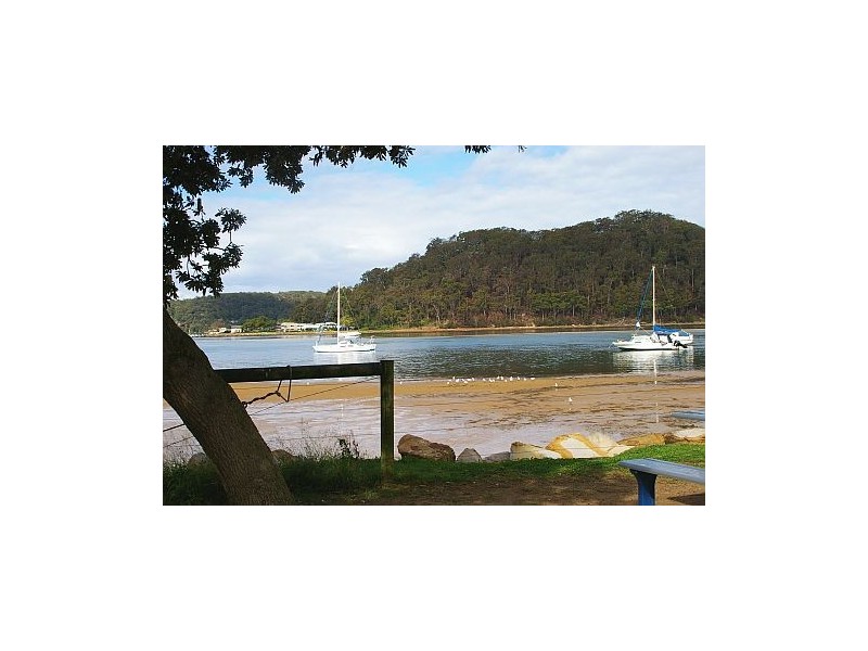 19 Palm Street, Ettalong Beach NSW 2257
