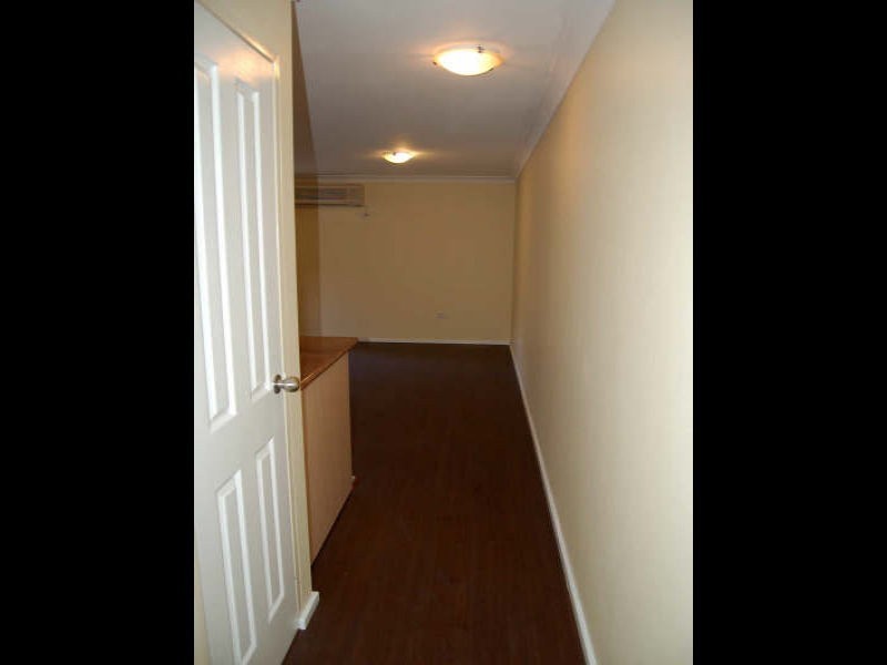 19/35 Central Coast Highway, Gosford NSW 2250