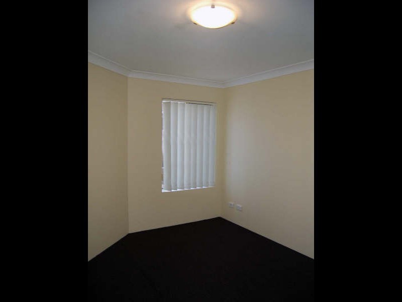 19/35 Central Coast Highway, Gosford NSW 2250