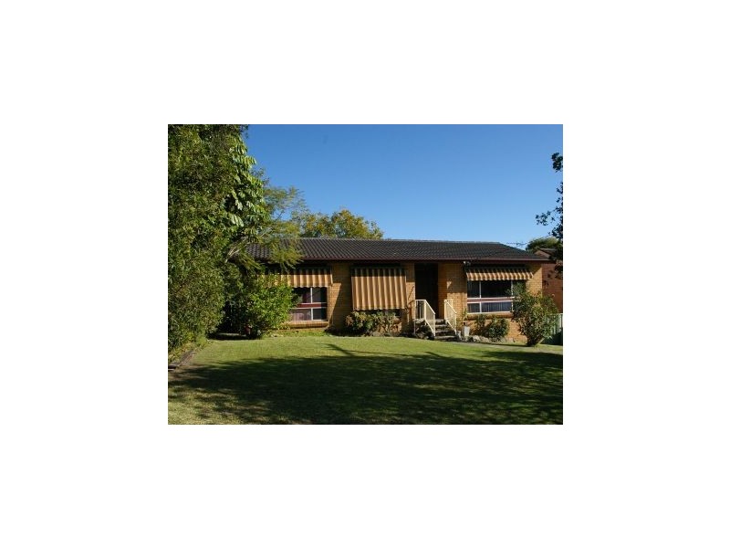 18 Beaumont Avenue, Wyoming NSW 2250