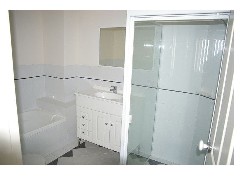 10-77 Henry Parry Drive, Gosford NSW 2250
