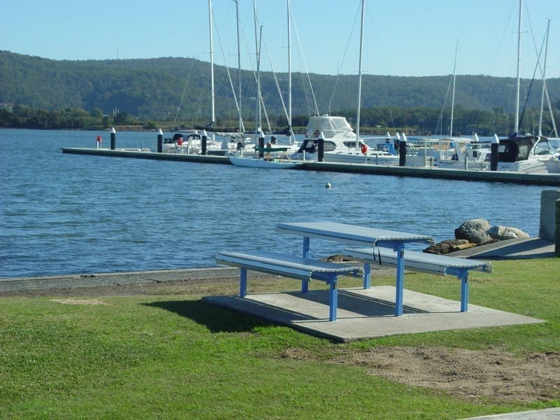 Point Frederick NSW 2250