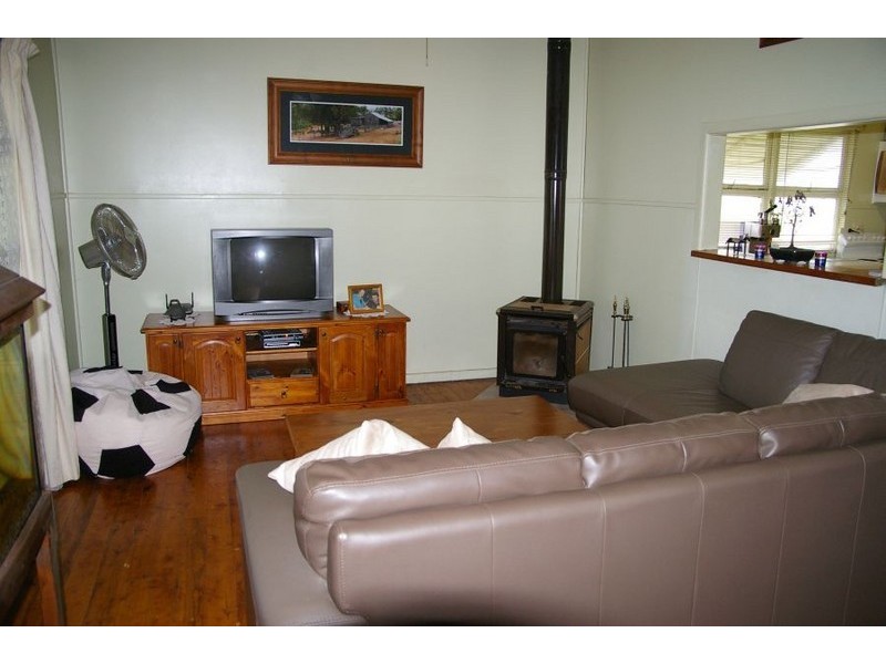 14 Yates Road, Ourimbah NSW 2258