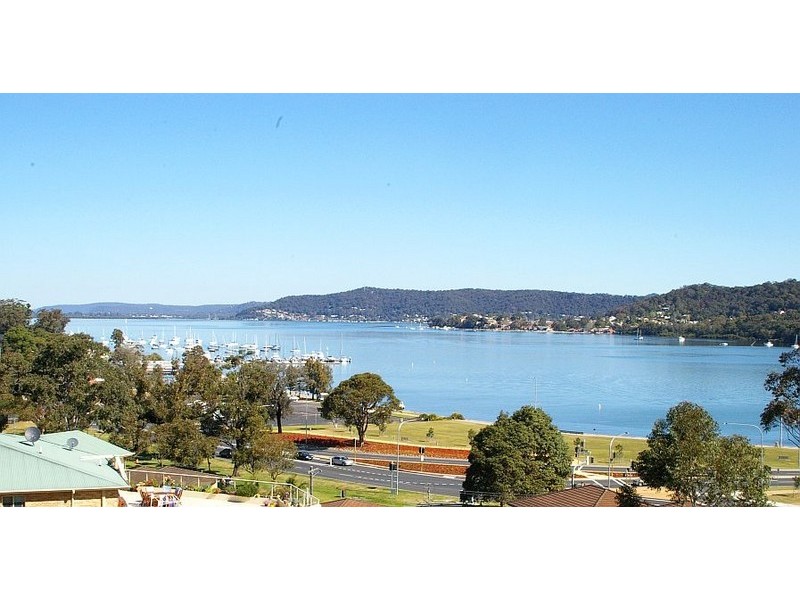 13/6-10 Broadview Avenue, Gosford NSW 2250