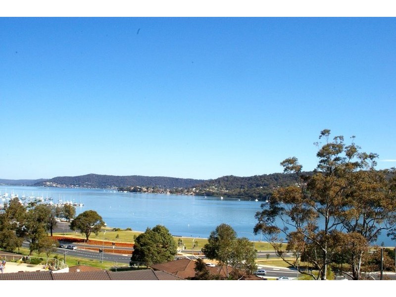 13/6-10 Broadview Avenue, Gosford NSW 2250