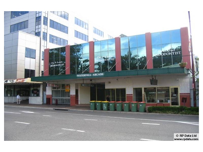 SHOP 6 WATERFALL ARCADE, 201 MANN STREET, Gosford NSW 2250