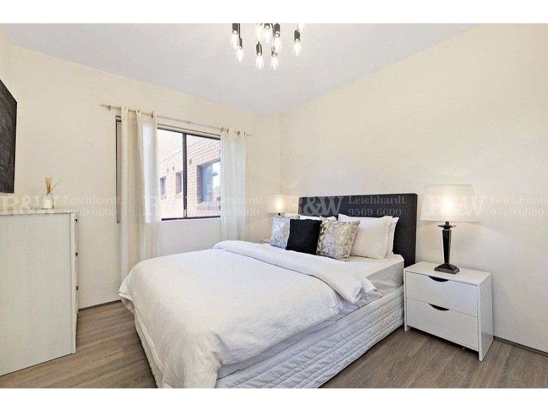 17/33 Livingstone Road, Petersham NSW 2049