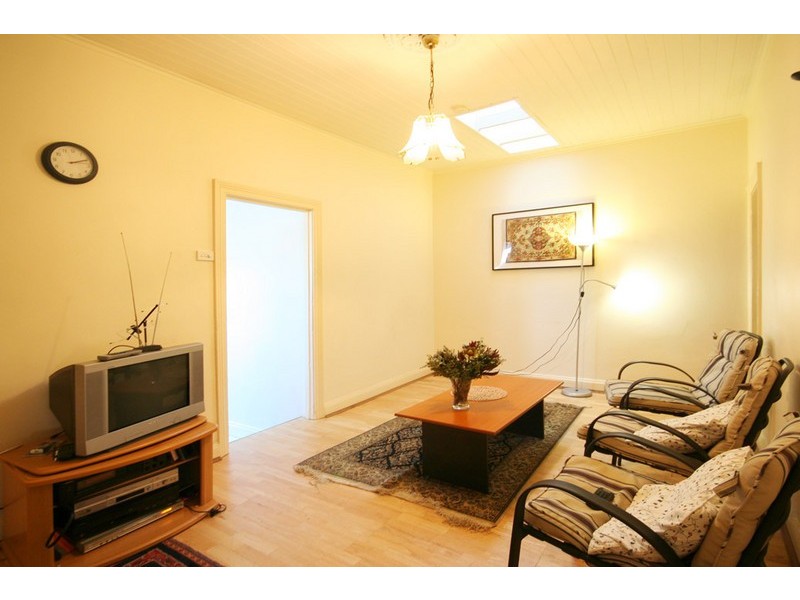 2 DANIEL STREET, Leichhardt NSW 2040