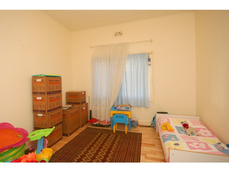 2 DANIEL STREET, Leichhardt NSW 2040