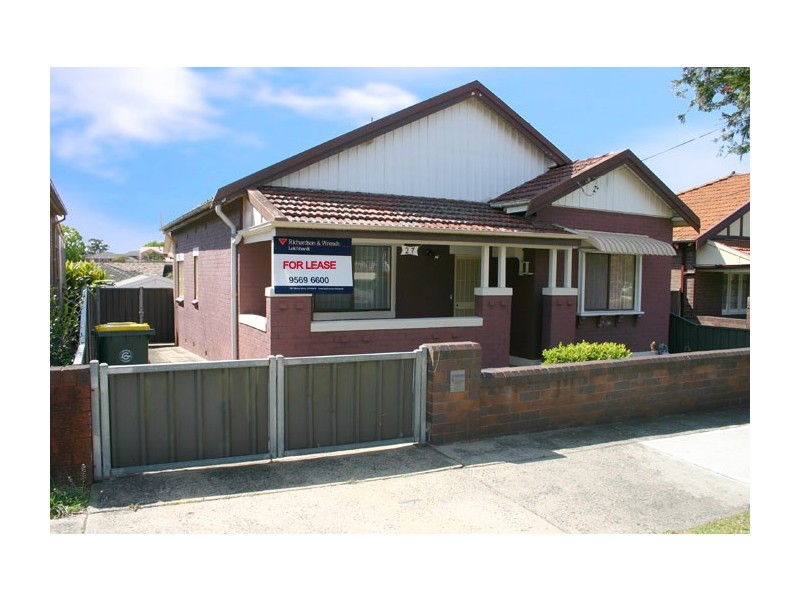 27 Lincoln Street, Campsie NSW 2194