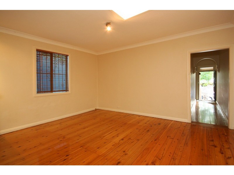 27 ROFE STREET, Leichhardt NSW 2040