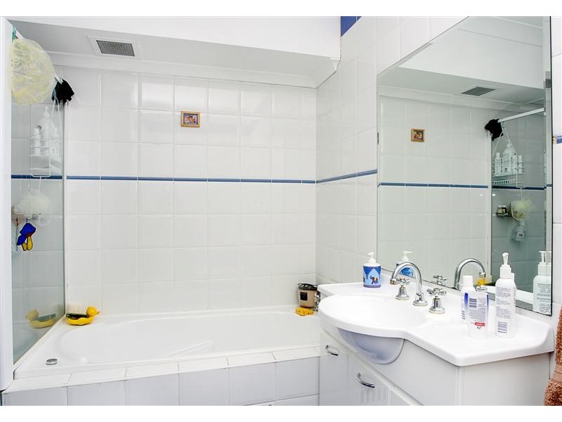 22/1 IVORY LANE, Leichhardt NSW 2040