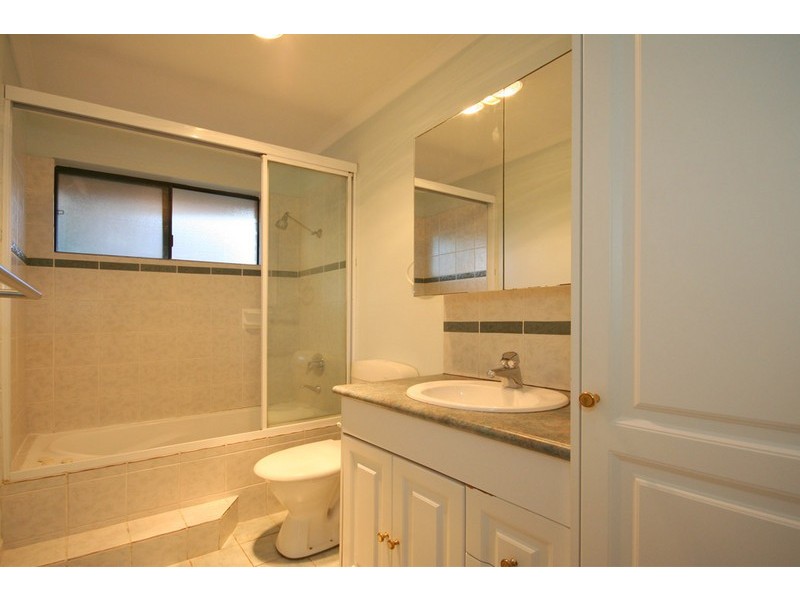 2/61 BURFITT STREET, Leichhardt NSW 2040