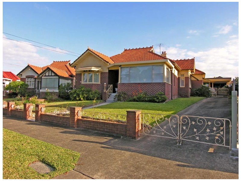 18 TRESSIDER AVENUE, Haberfield NSW 2045