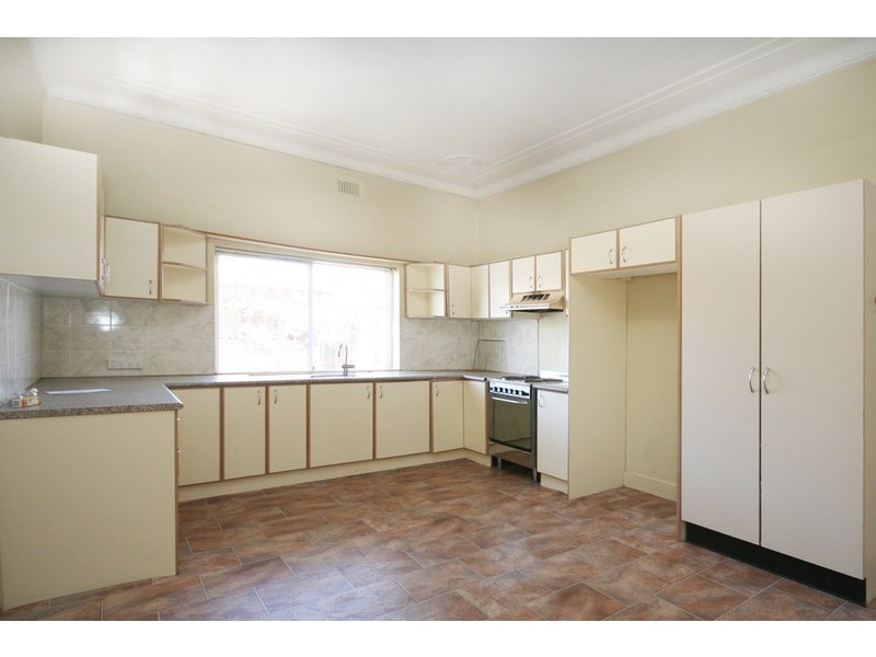 1 RUSSELL STREET, Lilyfield NSW 2040