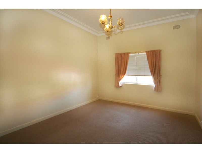 1 RUSSELL STREET, Lilyfield NSW 2040