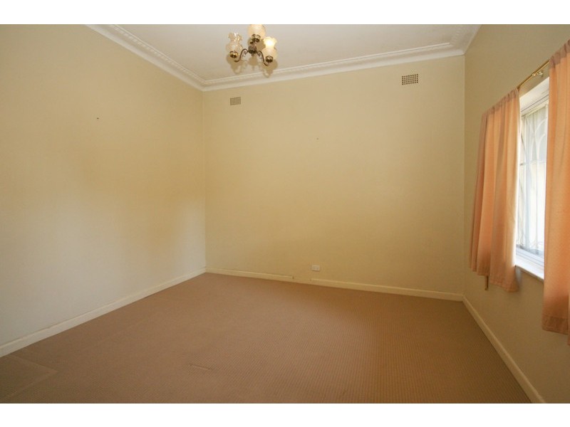 1 RUSSELL STREET, Lilyfield NSW 2040