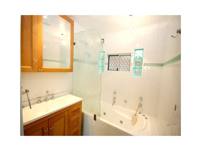 6 DAVIES STREET, Leichhardt NSW 2040