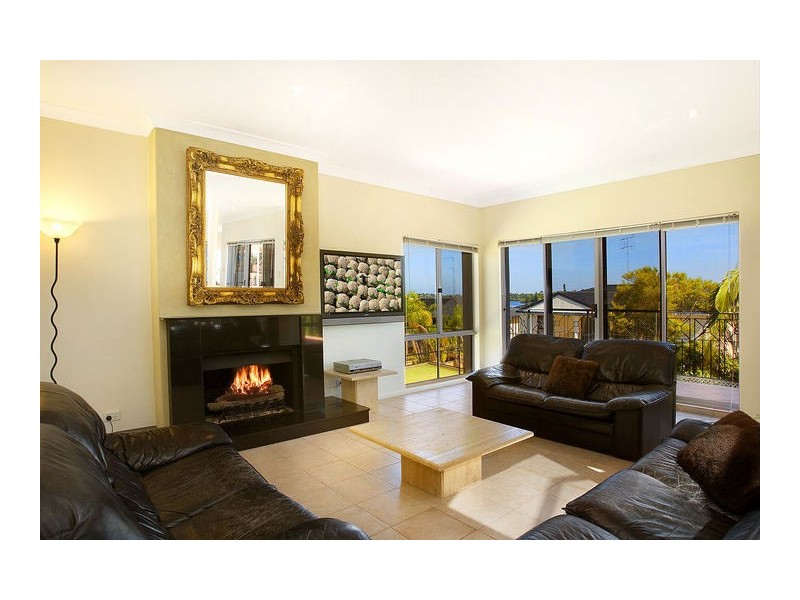 2a WATERVIEW STREET, Putney NSW 2112