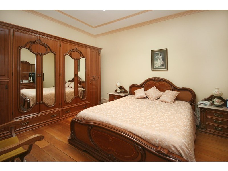 2 REDMOND STREET, Leichhardt NSW 2040