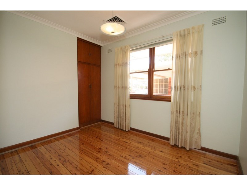 10 MCGRATH AVE, Five Dock NSW 2046