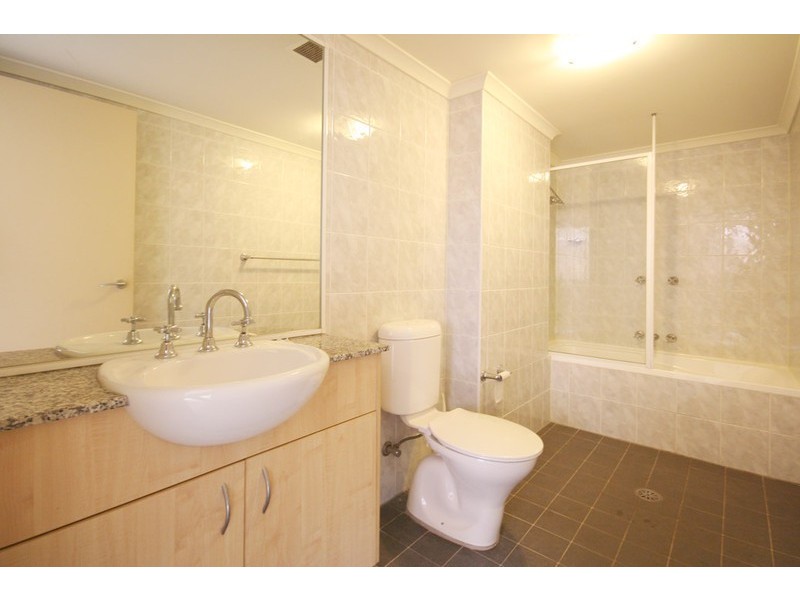 33/21-23 NORTON STREET, Leichhardt NSW 2040