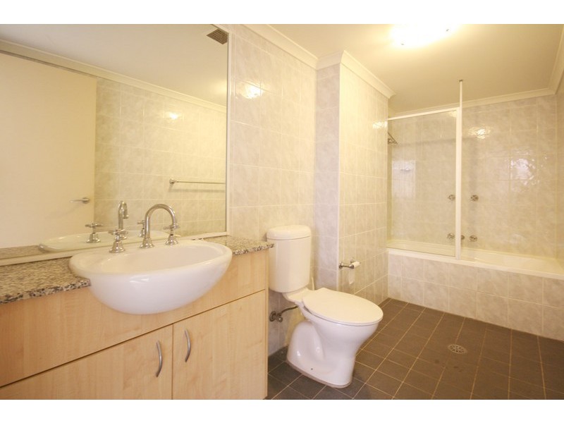 33/21-23 NORTON STREET, Leichhardt NSW 2040