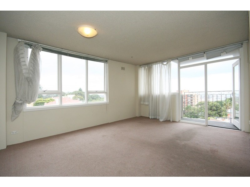 17/142 OLD SOUTH HEAD ROAD, Bondi NSW 2026