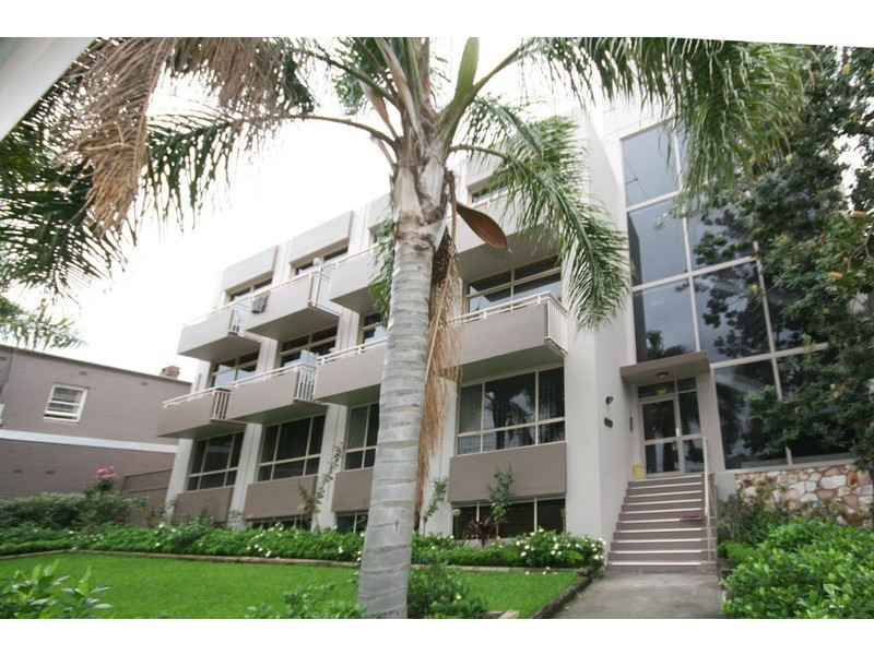 6/275 LYONS ROAD (RUSSELL LEA), Wareemba NSW 2046